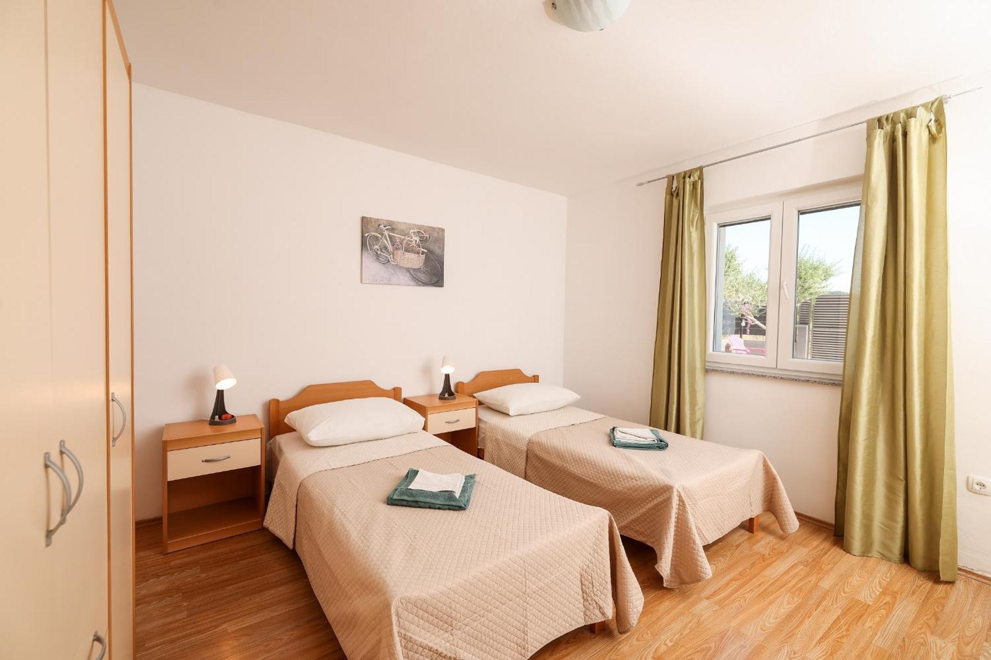 Apartments Feliks Ljubač Extérieur photo